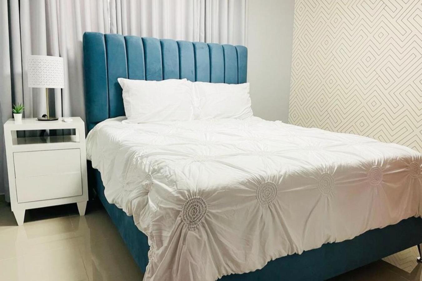Harmony 2 Santiago Villa ซานติอาโก เด ลอสกาบาเญโรส ภายนอก รูปภาพ