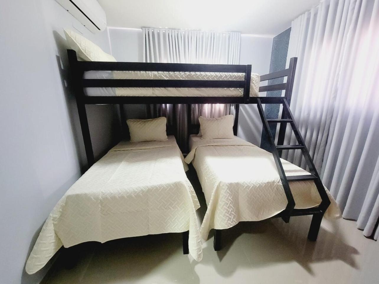 Harmony 2 Santiago Villa ซานติอาโก เด ลอสกาบาเญโรส ภายนอก รูปภาพ