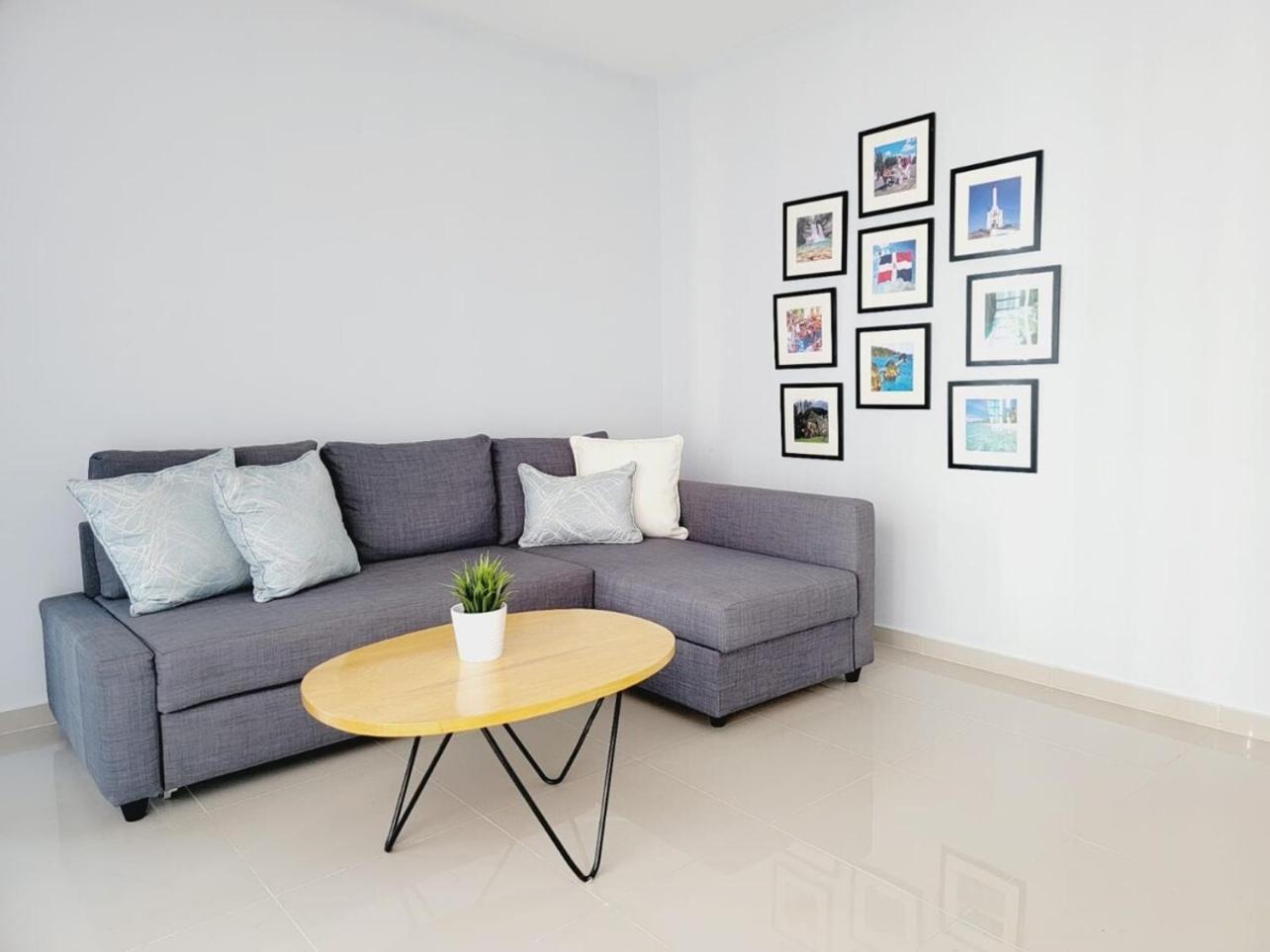 Harmony 2 Santiago Villa ซานติอาโก เด ลอสกาบาเญโรส ภายนอก รูปภาพ